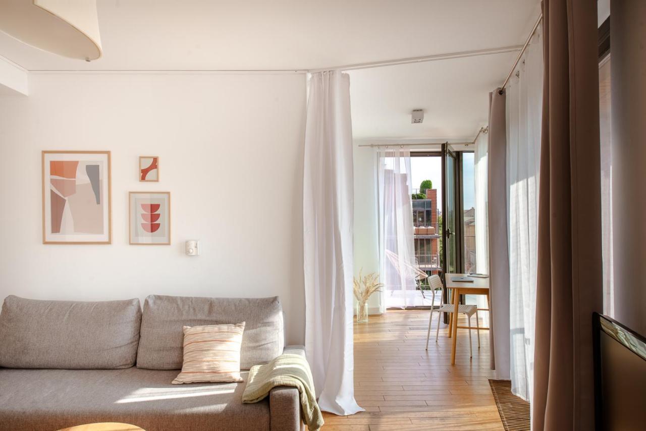 Spacious Close To Main Station / Galeria Krakowska Apartment Krakau