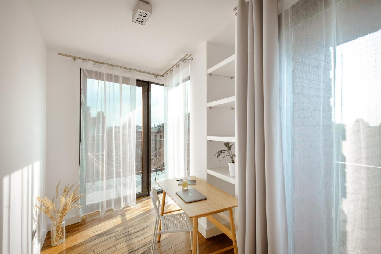 Spacious Close To Main Station / Galeria Krakowska Apartment